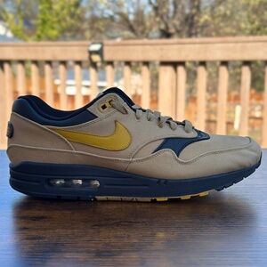Nike Air Max 1 Air Max 93 Logo Elemental Gold 875844-700 Men's Size 10